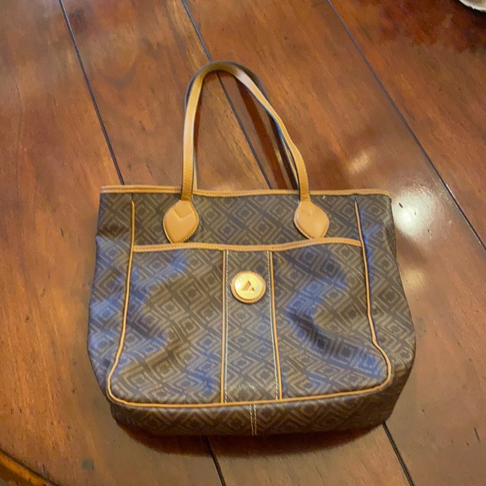 Liz Claiborne purse